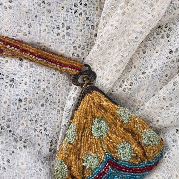 Antique Victorian Era to Art Deco glass beaded silk wrist clutch AS IS - Picture 2 of 15
